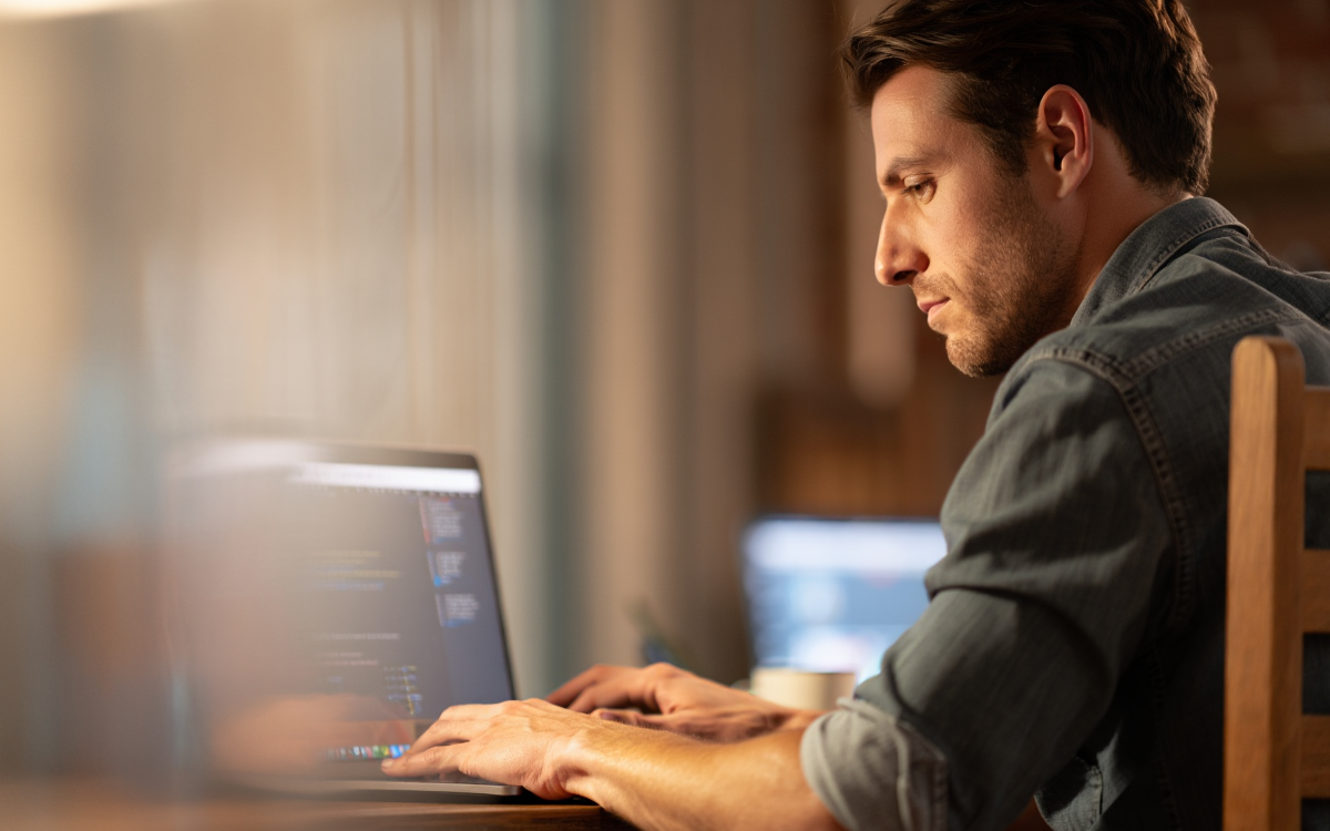 What Does a Digital Marketing Specialist Do? Comprehensive Career Guide